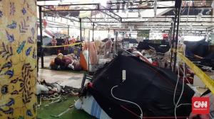 Lapak Pedagang Pakaian di Thamrin City Jakarta Terbakar