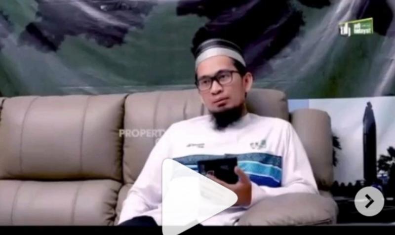 Ustadz Adi Hidayat Jelaskan Hukum Main Tiktok