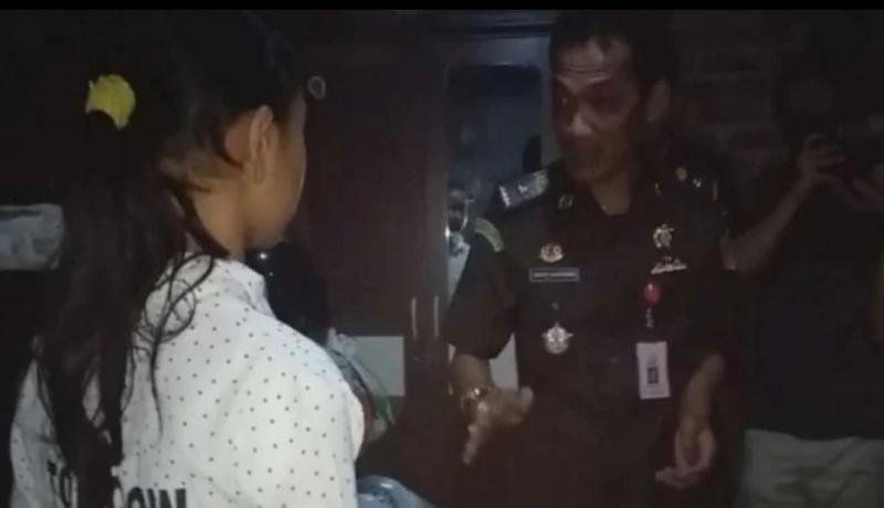 Kisah Ayah Curi HP demi Anak Belajar Bikin Kajari Garut Tergerak