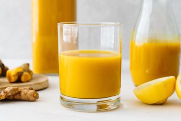 Ini 9 Manfaat Luar Biasa, Rutin Minum Kunyit Hangat di Pagi Hari Selama Seminggu