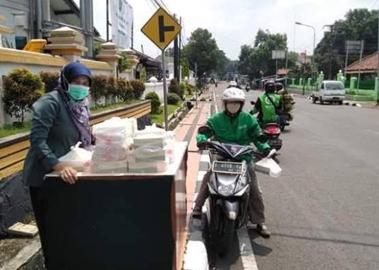Driver Ojol: Nikmat Rezeki di Jumat Berkah