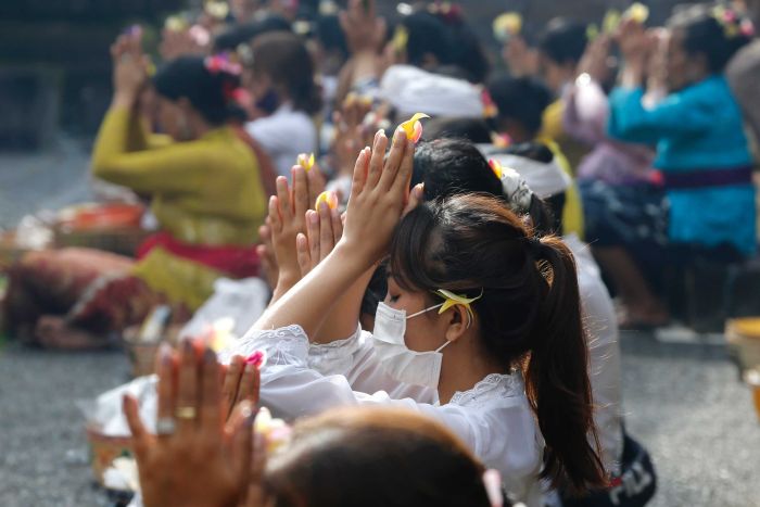 Kasus COVID-19 di Bali Meledak Setelah Pariwisata Dibuka Kembali Untuk Turis Lokal