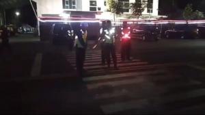 Dramatis, Kijang Innova Tabrak 5 Karyawan PT Inka saat Menyeberang,  2 Orang Tewas