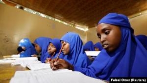 Sistem Pendidikan Somalia Berjuang Tarik Perhatian Anak Perempuan 