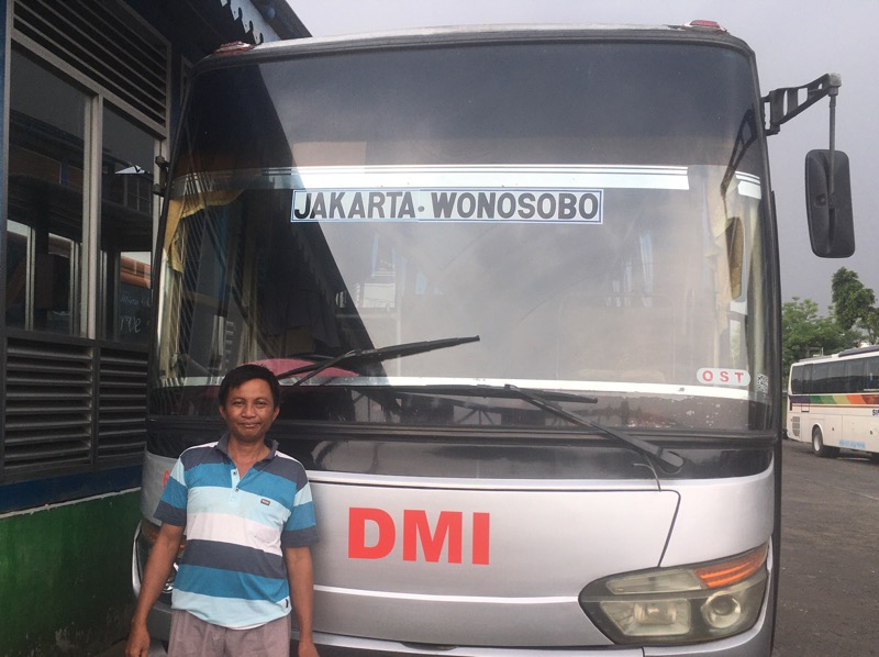 7 Tahun Jadi Sopir Bus DMI, Marwoto Bisa Sekolahkan Anak dan Modali Istri Usaha