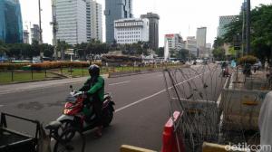 Polisi Bubarkan Massa Aksi 1812 di Patung Kuda