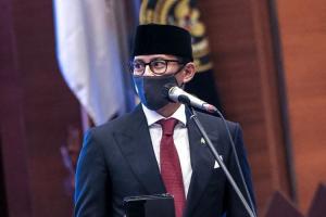 Sandiaga  Uno Ungkap Rajin Minum Infused Water Tak Jamin Bebas Corona