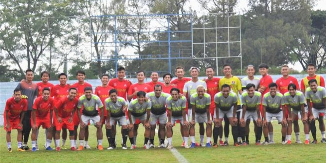Penggila Sepak Bola M. Yusuf Andre Sukses Pertemukan Puluhan Pemain Profesional Liga 1 dan Liga 2 dalam Fun Gam