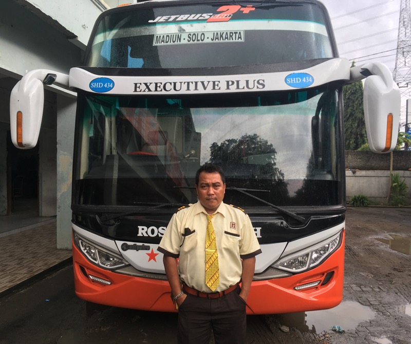 Pengemudi Bus Rosalia Indah Penumpang Sepi Tapi Nggak Ngaruh Ke Penghasilan Aksi Id