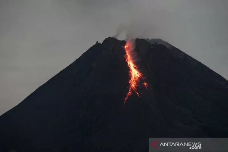 Gunung Merapi 36 Kali Luncurkan Lava Pijar