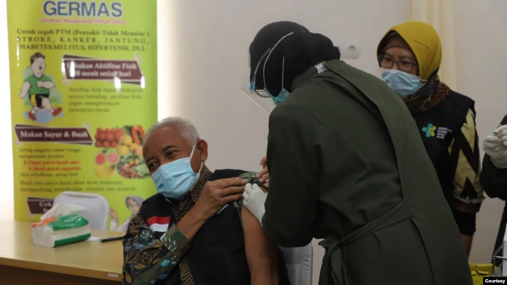 Pakar: Vaksin Tidak Buat Anda Kebal Seketika