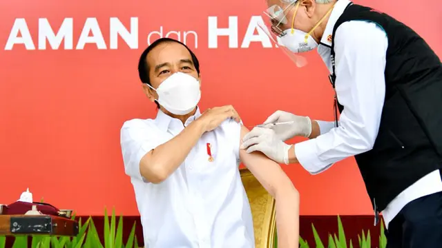 Terima Suntikan Vaksin Covid-19 Dosis Kedua, Presiden Jokowi: Sama dengan 2 Minggu Lalu, Tak Terasa