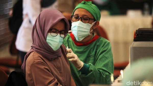 Ini Link Pendaftaran Vaksinasi COVID-19 Lansia, Lengkap dengan Caranya