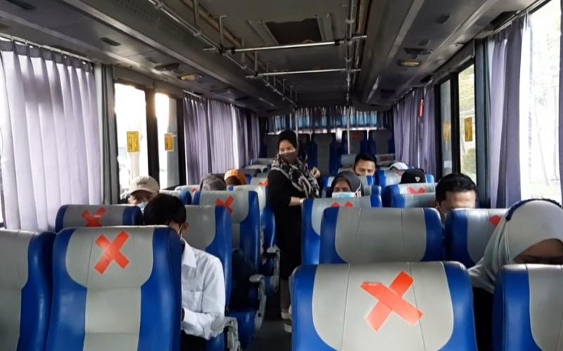 Naik Bus Gratis dari BPTJ dari Stasiun Cikarang, Lalu Nyambung Naik KRL di Manggarai