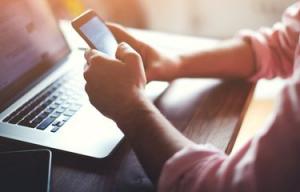 Pengguna Internet Indonesia Tembus 200 Juta, Hampir Semua "Online" dari Ponsel