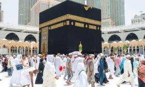 Arab Saudi Wajibkan Jamaah Haji dan Umroh 2021 Divaksin Corona