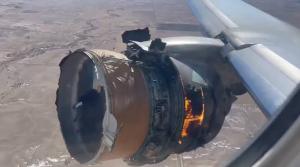 Mesin Pesawat Boeing 777 Terbakar, United Airlines Digugat Penumpang ke Pengadilan, dengan Tuntutan Ganti Rugi 5 Juta Dolar AS