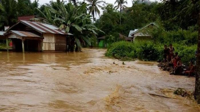 Banjir Bandang Terjang Desa Citengah Sumedang