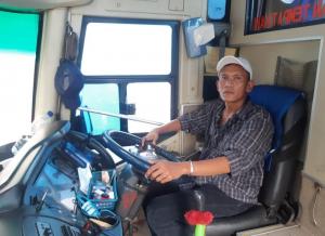 Pengemudi Bus Laju Prima Rute Bandung-Jambi: Mudik Jangan Dilarang, Tahun Lalu Penghasilan Nol