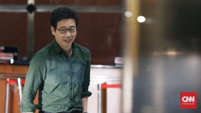 Berompi Oranye, Pengusaha Samin Tan Resmi Ditahan KPK