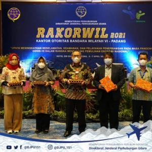 Dibuka Kabadan Litbanghub, Rakorwil OBU VI Padang Usung Komitmen Peningkatan Keselamatan Penerbangan