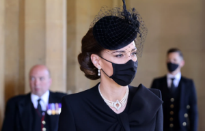 Makna Dibalik Kalung Mutiara Kate Middleton di Pemakaman Pangeran Philip
