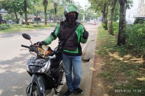Berangkat Pagi Pulang Tengah Malam, Narno sebagai Driver Ojol bisa Mendapatkan Rp200 Ribu/ Hari