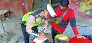 Polres Bekasi dan Polsek Medan Satria Tindak Sepeda Motor Gunakan Knalpot Bising pada Operasi Keselamatan Jaya 2021