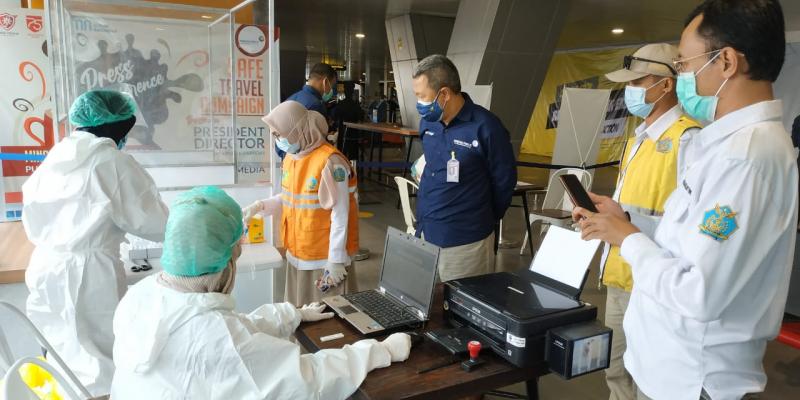 EGM Bandara Husein Sidak: Alhamdulillah, Stok Rapid Test Baru dan Disegel