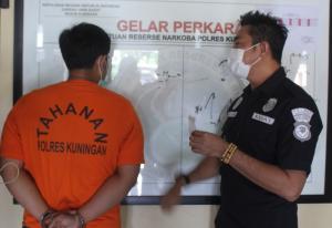 Polres Kuningan Tangkap Pengedar Sabu-sabu Senilai Rp80 Juta