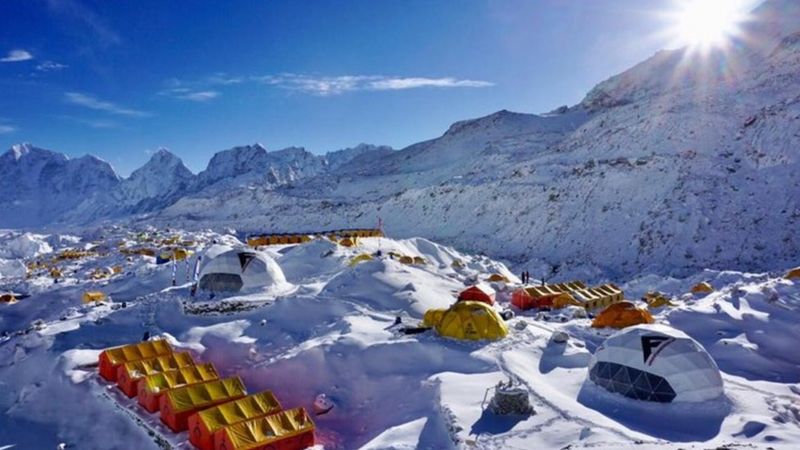 Kasus Covid-19 di Gunung Everest `Semakin Banyak`, Para Pendaki Resah Tertular Virus