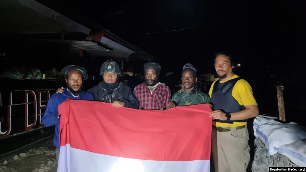 TNI: 3 Anggota OPM Pimpinan Lekagak Telenggen Menyerahkan Diri