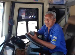 Dari Kendarai Bus Haryanto Jakarta-Madura, Hardi Mampu Biayai Anaknya Raih Sarjana dari Undip