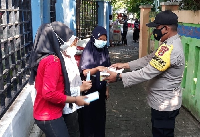 Hari Ini Polres Kep Seribu dan Jajaran Imbau & Bagikan 1.900 Masker Medis Gratis