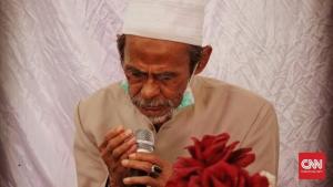 KH Nawawi, Mustasyar PBNU dan Kiai Pesantren Sidogiri Jatim Wafat    