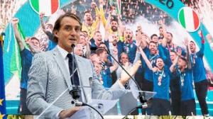 Mancini Bangga Bisa Torehkan Tinta Emas Bersama Italia  