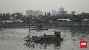 Pemancing Tenggelam di Danau Sunter Jakarta Utara