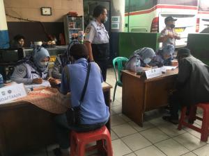 Harhubnas: Dishub Kota Bekasi Giat Rapid Test Antigen di Terminal Bekasi