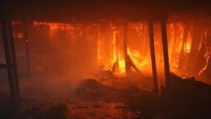 Swalayan Cahaya di Cilandak KKO Jaksel Terbakar