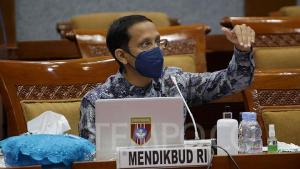 Nadiem: 100 Ribu Guru Honorer Segera Diangkat Jadi PPPK