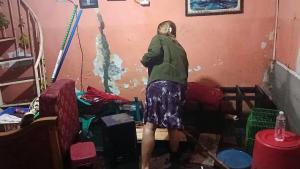 Diterjang Banjir Rob, Puluhan Rumah Warga Ancol Jakut Tergenang Air dan Lumpur   