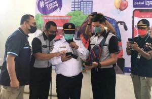 Trans Jateng Diluncurkan Ongkos Penumpang Nontunai 