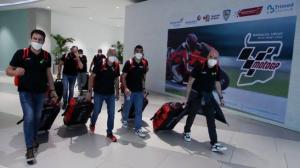 2.500 Kru Tim MotoGP Tiba di Terminal 3 Bandara Soekarno Hatta   