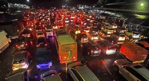 Puncak Arus Mudik, Tol Semarang Macet Panjang 