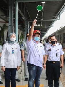 Kementrian BUMN Lepas Mudik Aman Mudik Sehat Bersama BUMN 2022 dengan Moda Kereta Api