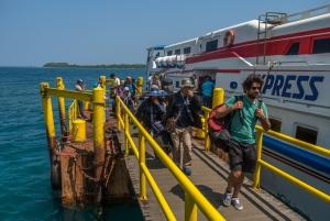 Pelabuhan Penyeberangan Jepara Dipadati Wisatawan Lebaran