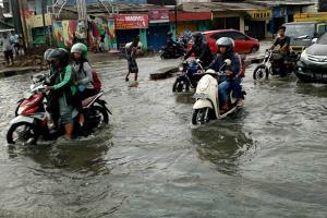 Banjir Rob Landa Pesisir Selatan Jabar, Jateng, DIY 14-20 Mei