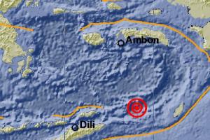 Warga Panik Berhamburan ke Luar saat Gempa M 6,5 Guncang Maluku Barat Daya