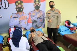 Sambut HUT ke-76 Bhayangkara, Polrestro Bekasi Kota Giat Donor Darah