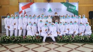 Menaker Ida Fauziyah Lepas 150 Perawat Profesional ke Arab Saudi